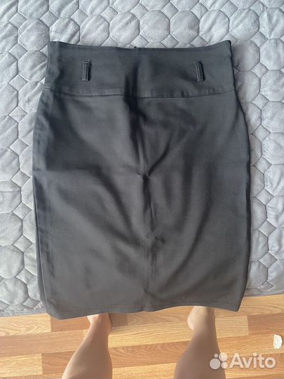 Отдам даром женские вещи