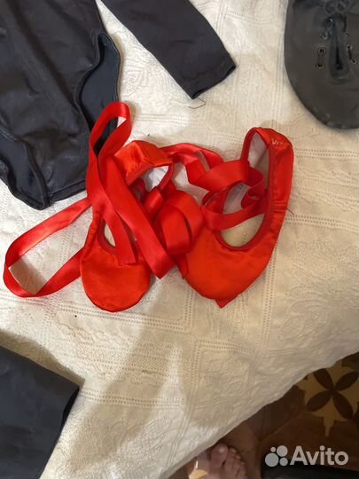 Одежда и костюмы для занятий танцами