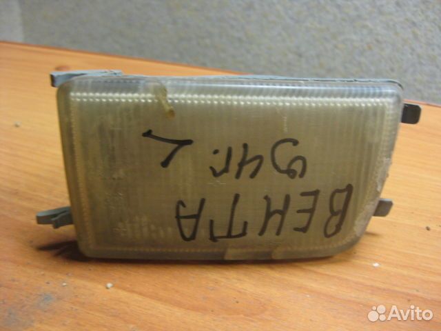 Указатель поворота левый Volkswagen Vento (1992-19