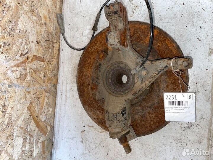 Кулак поворотный в сборе передний правый Peugeot