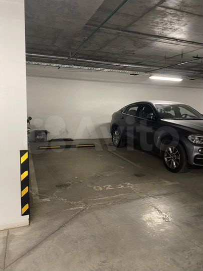 Машиноместо, 13 м²