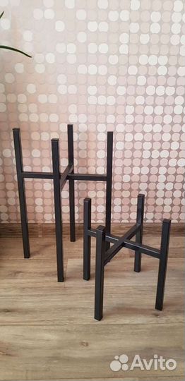 Подставка для цветов напольная