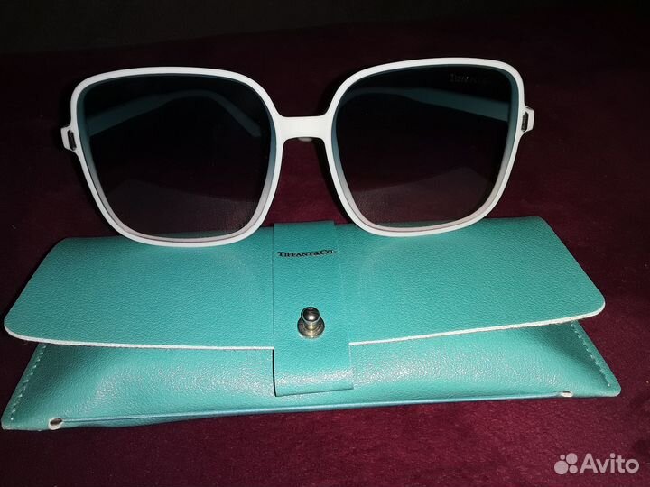 Солнцезащитные очки женские Tiffany&Co