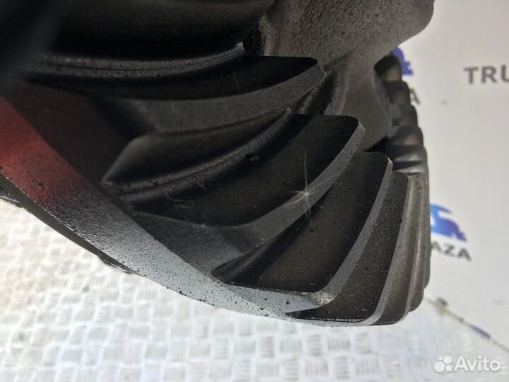 81350106247 Редуктор заднего моста HY-0925 37/10 3