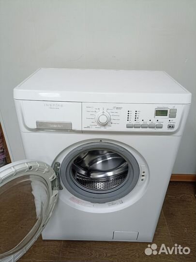 Стиральная машина Electrolux узкая гарантия достав