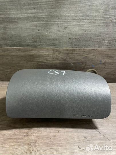 Подушка в торпедо Киа Спектра