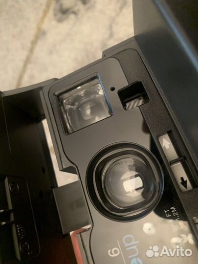 Плёночный фотоаппарат polaroid 636