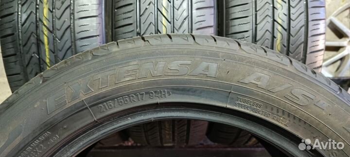 Toyo Extensa A/S 215/55 R17