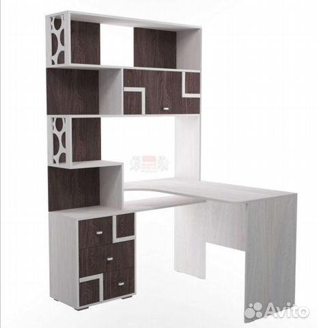 Компьютерный стол угловой