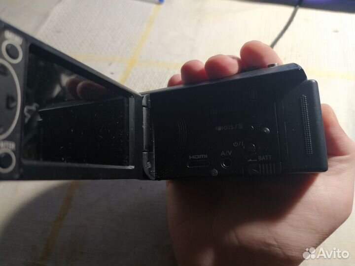 Видеокамера Panasonic hc-v210