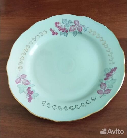 Большая тарелка блюдо