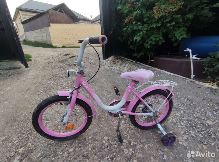 Розовый велосипед для девочек