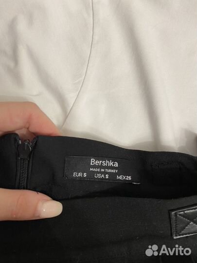 Юбка женская (S) bershka