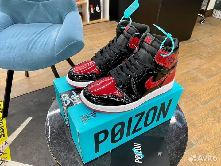 Кроссовки Air Jordan 1 Retro Patent Bred Poizon