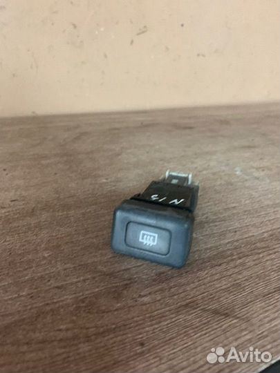 Кнопка обогрева заднего стекла Almera N15 1995-200