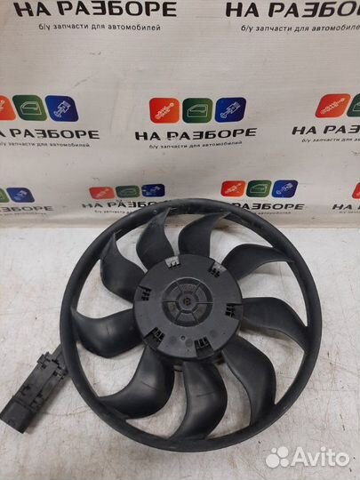 Вентилятор радиатора левый Audi Q7 4LB 4.2 2006