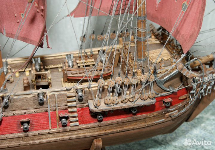 Модель пиратского корабля 