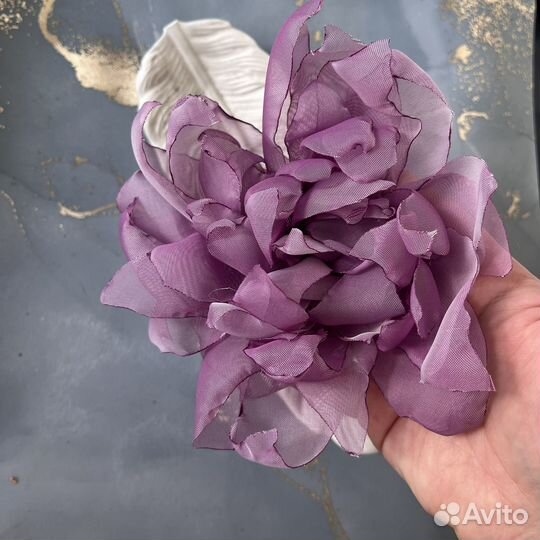 Брошь цветы большой