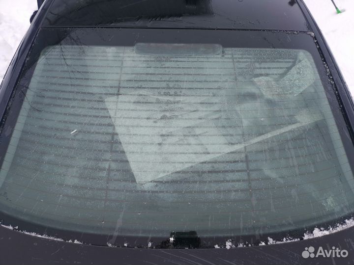 Заднее стекло Audi a6 c6 седан