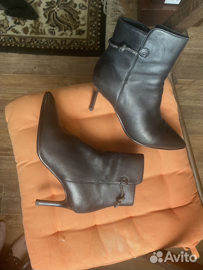 Продаю сапоги