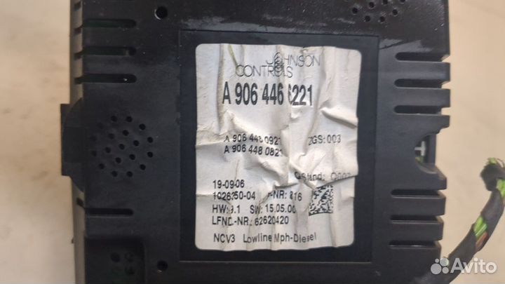 Щиток приборов Mercedes Sprinter