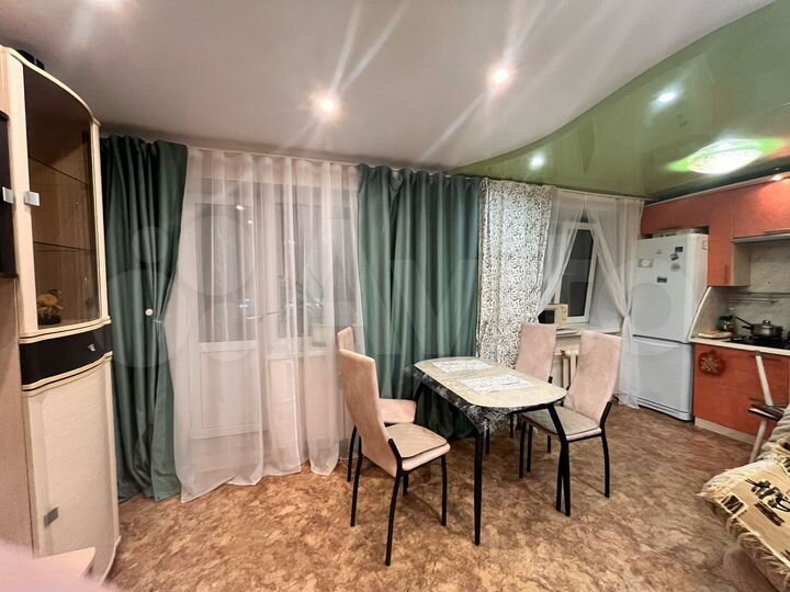 2-к. квартира, 47 м², 3/5 эт.
