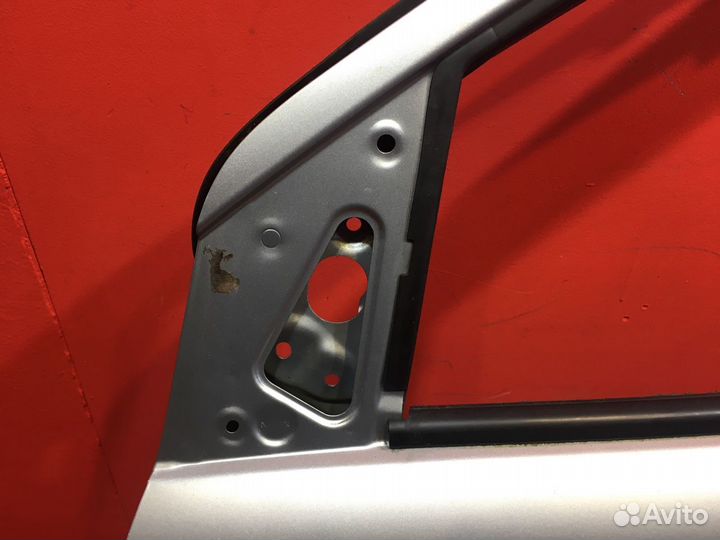 Дверь для Nissan Note E11 CR14DE 1.4 (Б/У)