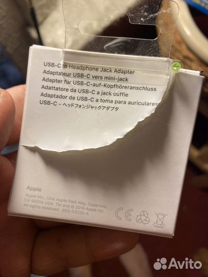 Apple USB-C headphone jack адаптер