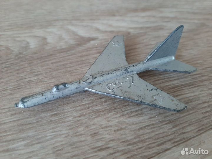 Модель самолета су 7