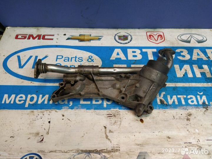 Корпус масляного фильтра Opel Zafira B 05-15