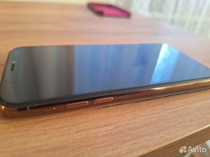 iPhone Xs, 64 ГБ