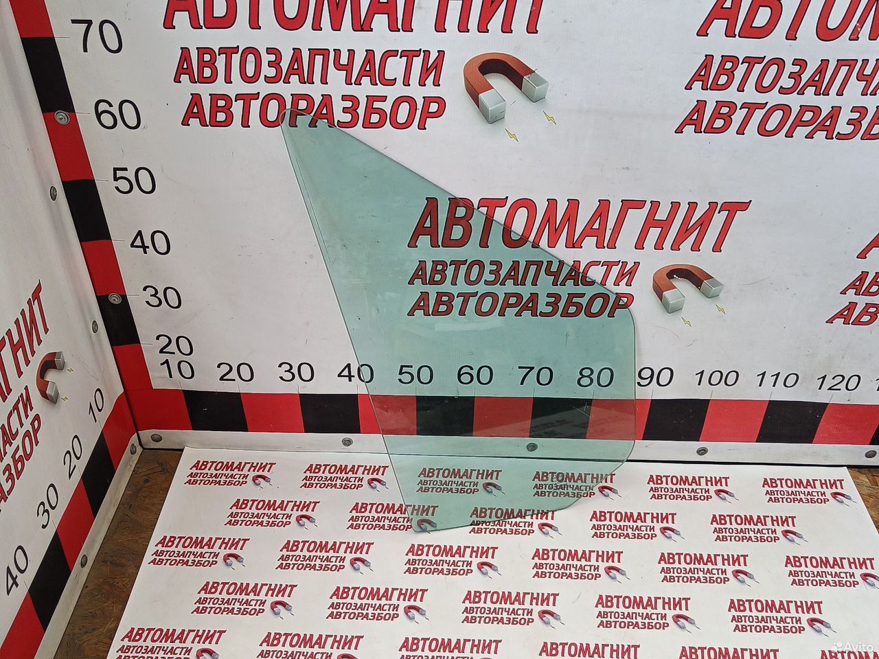 Форточка передняя правая Форд Транзит 8