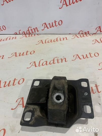 Подушка кпп Ford Focus 1 хэтчбек 1.8 2004