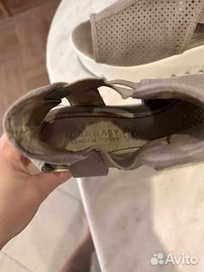 Босоножки 37