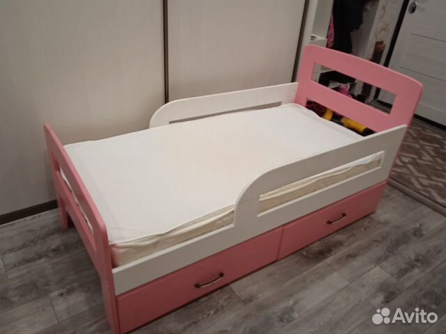 Детская кроватка 800х1600 с матрасом и наматрасник