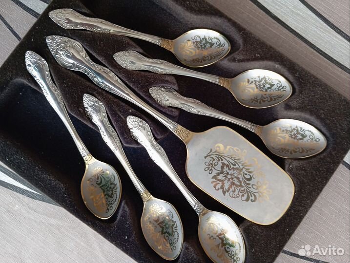 Набор столовых приборов