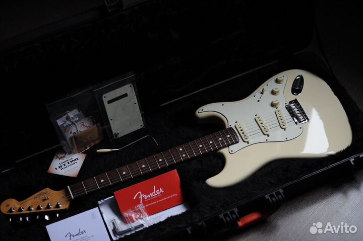 Гитара Fender Standard American Stratocaster 2015