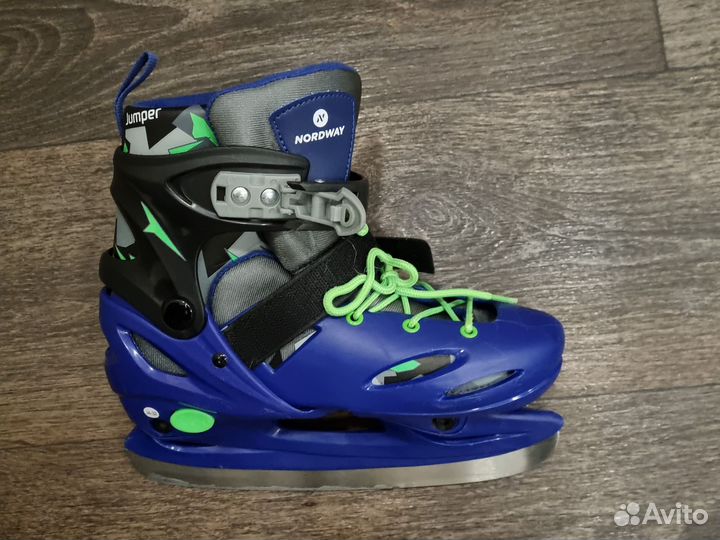 Коньки хоккейные детские