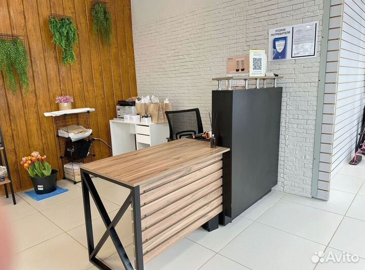 Стол в кабинет руководителя