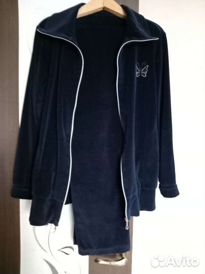 Спортивный костюм женский новый 46 48