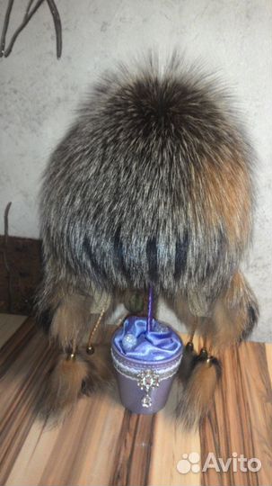 Меховая шапка-ушанка