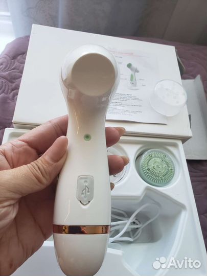 Аппарат для чистки лица