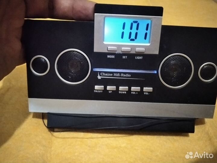 Радиоприемник atlas от батареек