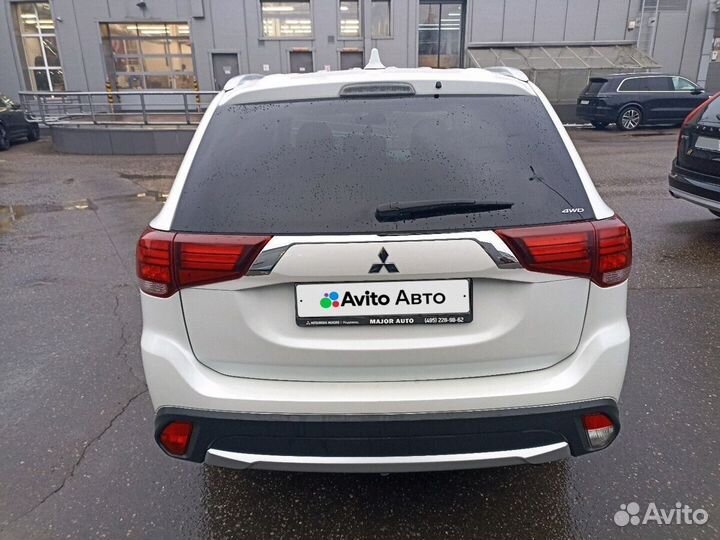 Mitsubishi Outlander 2.4 CVT, 2018, 91 565 км