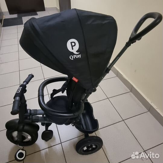 Трехколесный велосипед с родительской ручкой