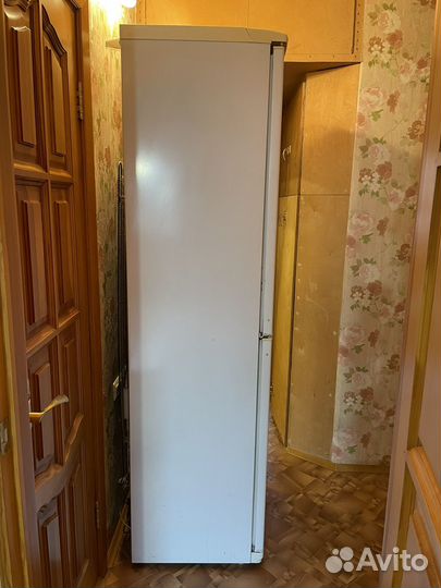 Холодильник атлант бу