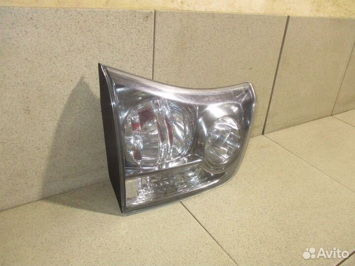 Фонарь внутренний З/П Lexus RX 300/330/350 (XU30)