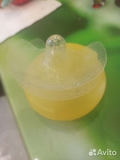 Накладки на грудь medela