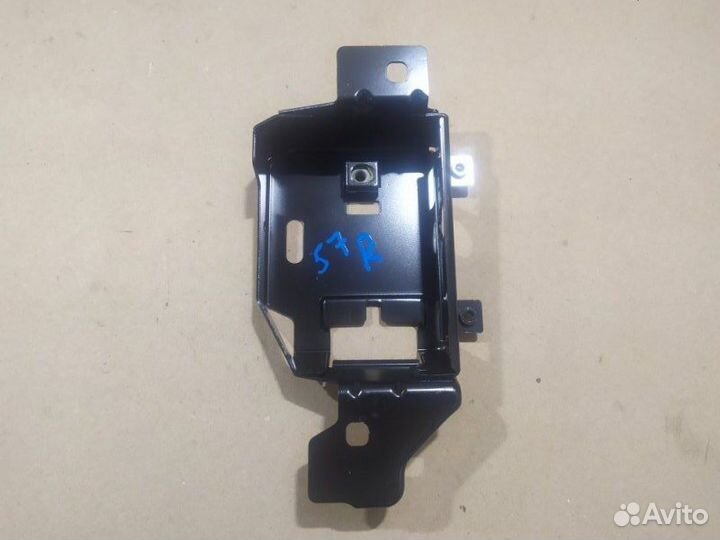 Кронштейн правый Mercedes Glk Х204 OM651DE22LA