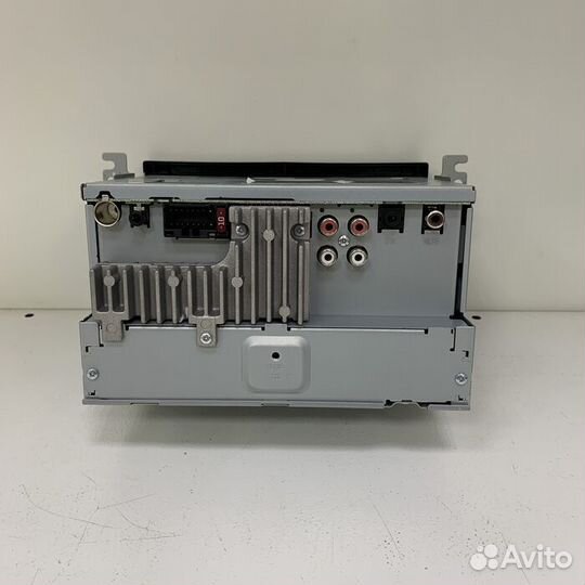 Автомагнитола Pioneer DMH-G221BT